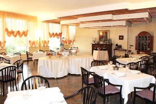 Itaca Hotel Barletta Exterior photo